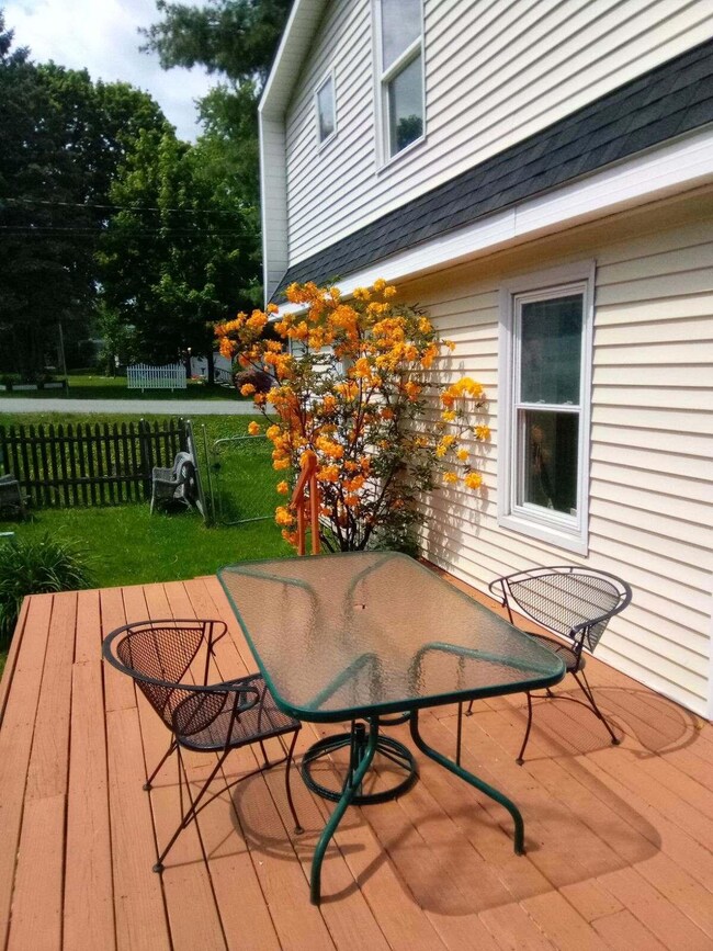 274 Buck St, Bangor, ME 04401 - photo 4