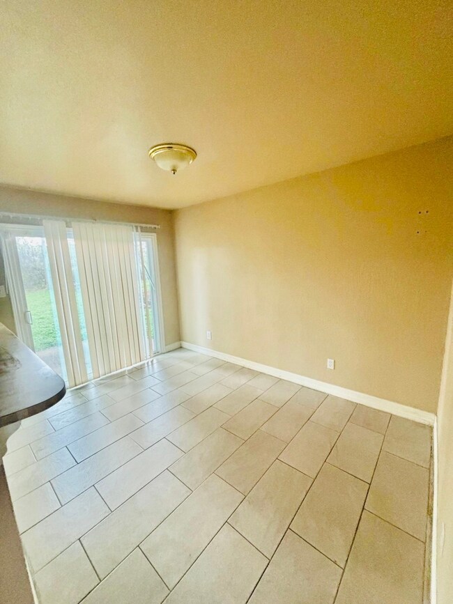 7818 Battleoak Dr, Houston, TX 77040 - photo 4