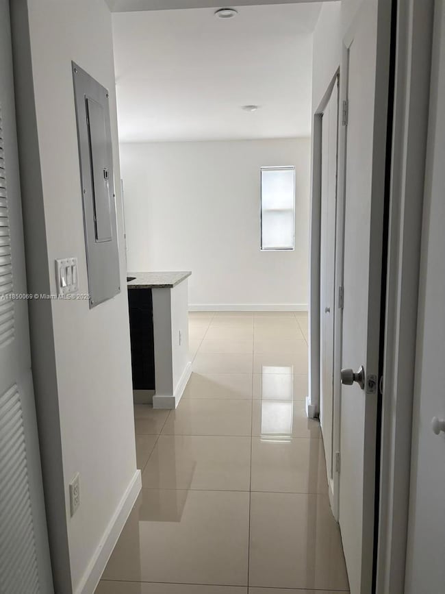 423 E 27th St unit 203, Hialeah, FL 33013 - photo 7