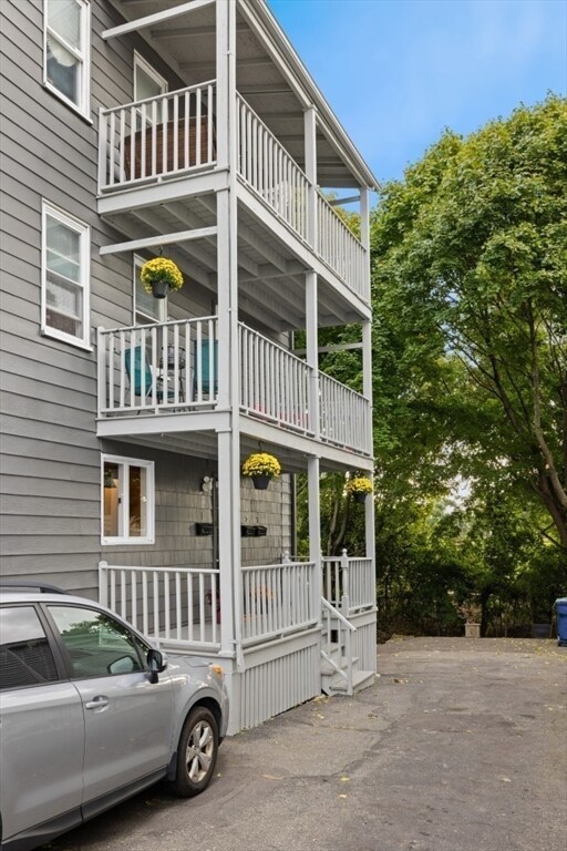 49 Lawrence St unit 2, Salem, MA 01970 - photo 7