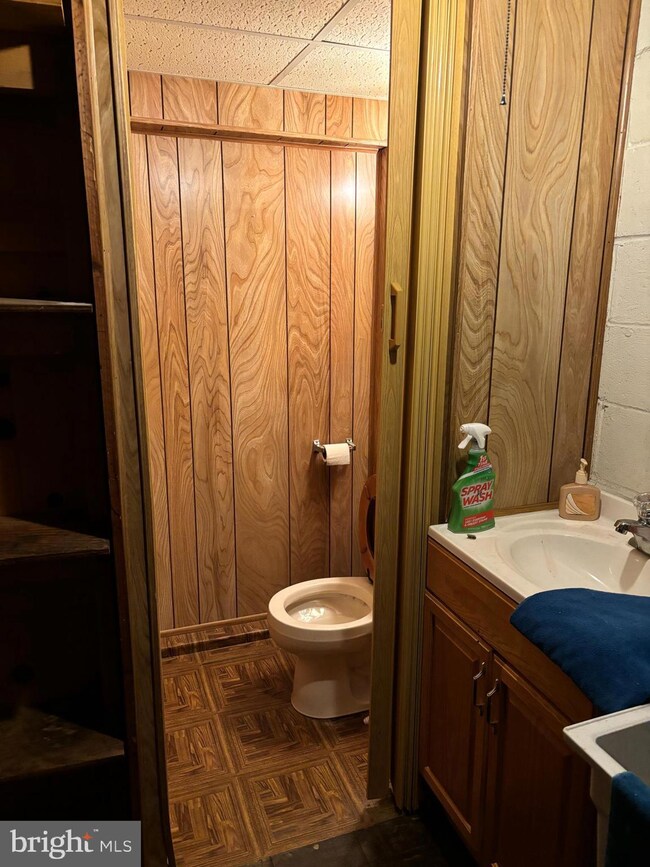 2762 Kirkleigh Rd, Dundalk, MD 21222 - photo 5