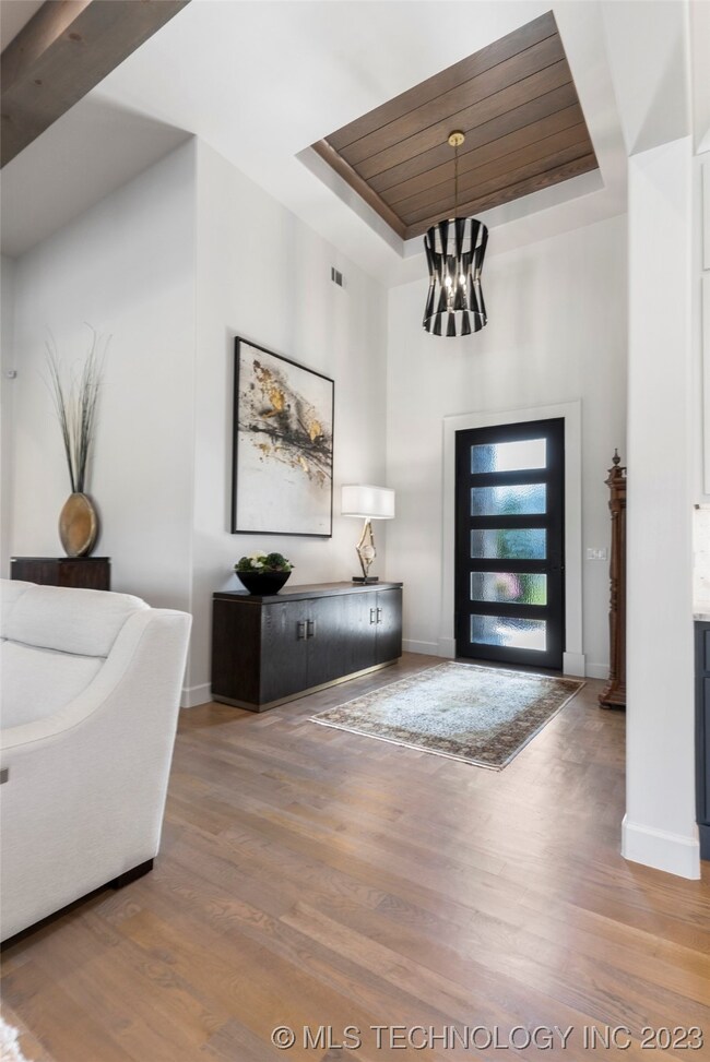 Foyer with Vaulted Ceiling