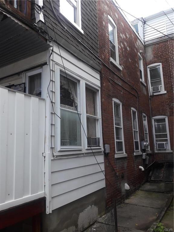 226 N Madison St unit 2, Allentown, PA 18102 - photo 5