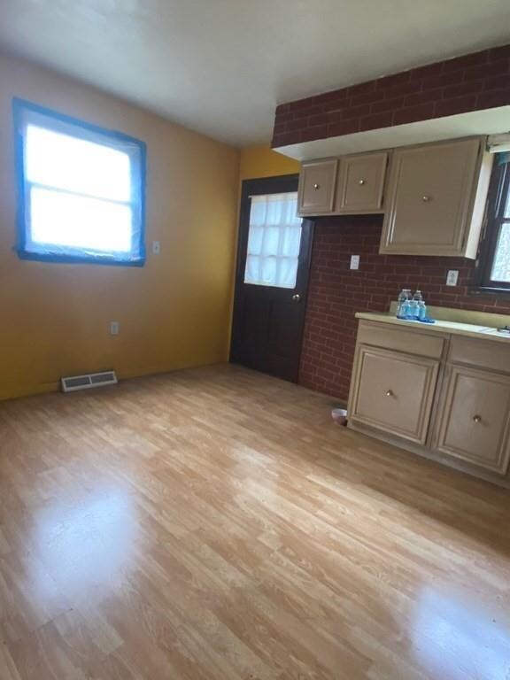 106 Monroe St, Douglas, MA 01516 - photo 3