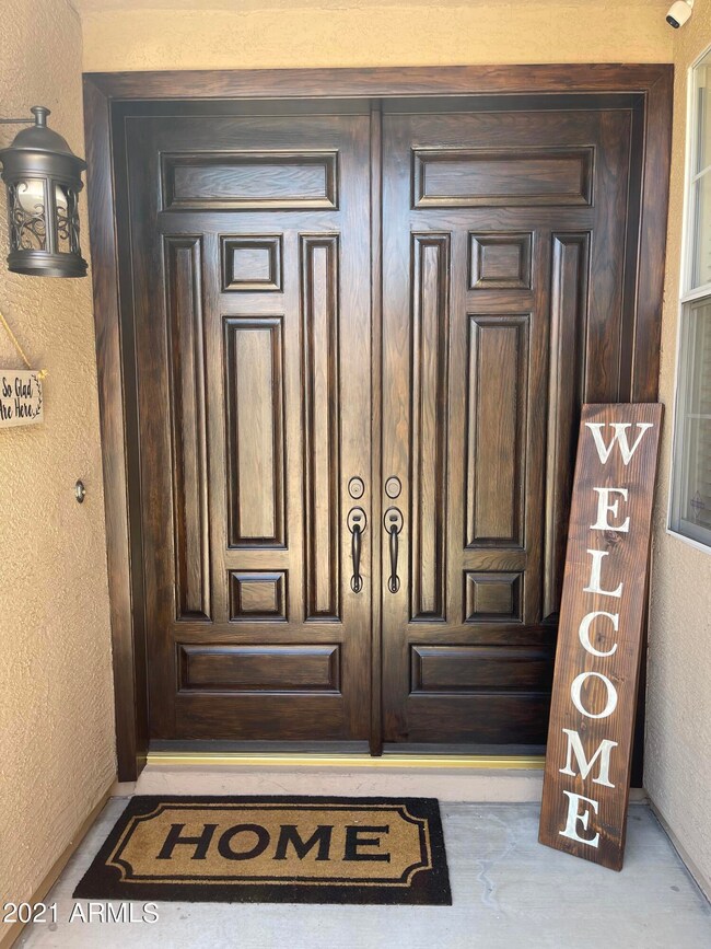 03_Front Porch