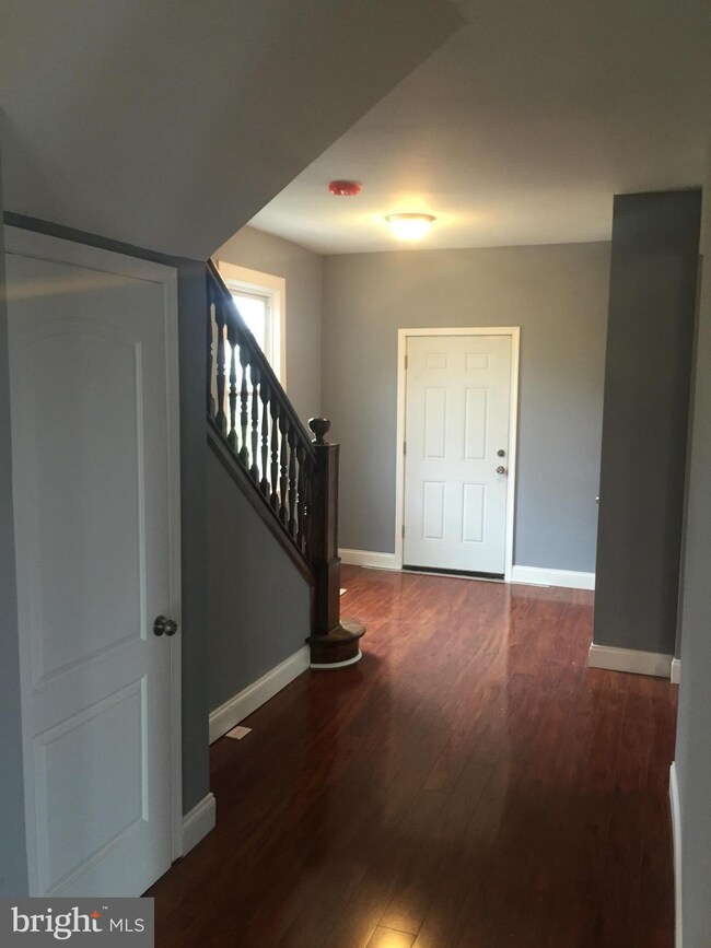 2608 Erdman Ave, Baltimore, MD 21213 - photo 5