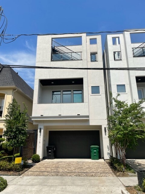 2116 Mcduffie St, Houston, TX 77019 - photo 2