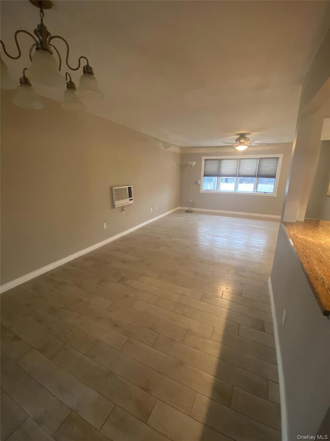 415 West Dr unit 2, Copiague, NY 11726 - photo 4