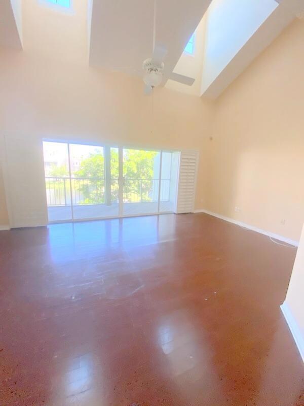 185 N Lakeshore Dr unit 185, Hypoluxo, FL 33462 - photo 4