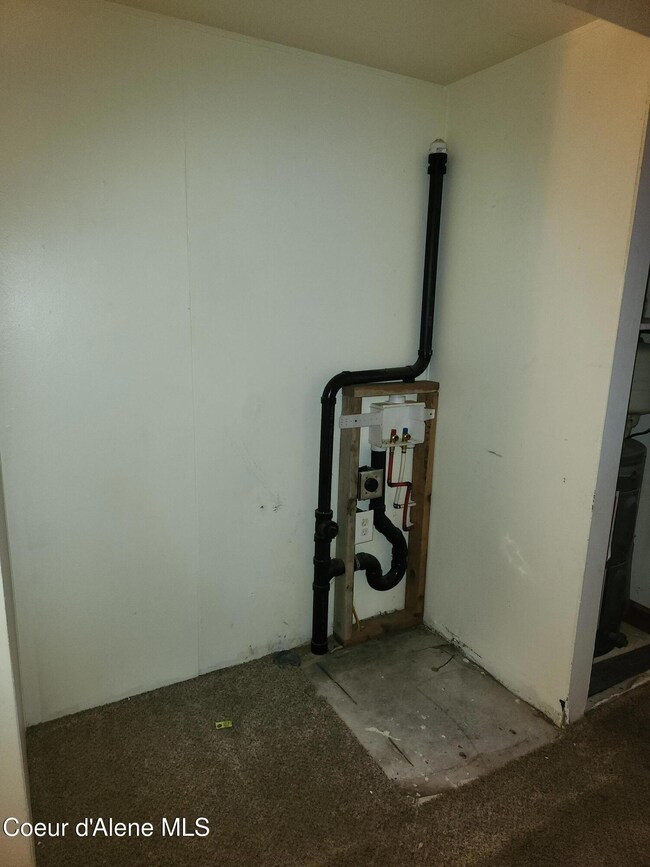 3520 Pine Creek Rd, Pinehurst, ID 83850 - photo 7