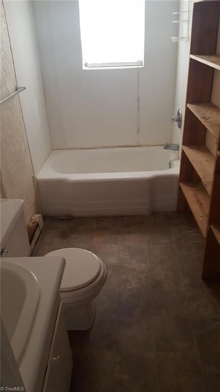 221 Lytle St, Reidsville, NC 27320 - photo 5