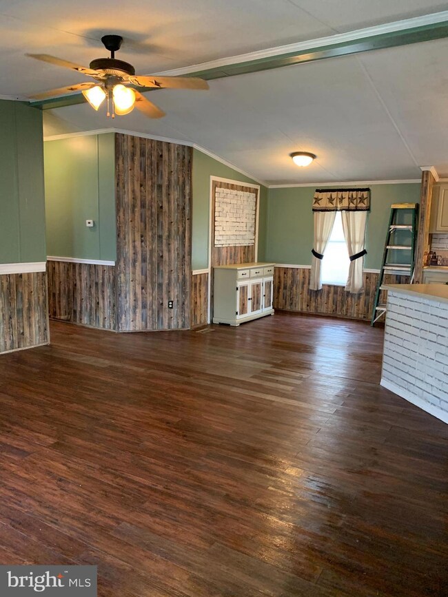 4047 Columbia Ave unit 15, Columbia, PA 17512 - photo 4