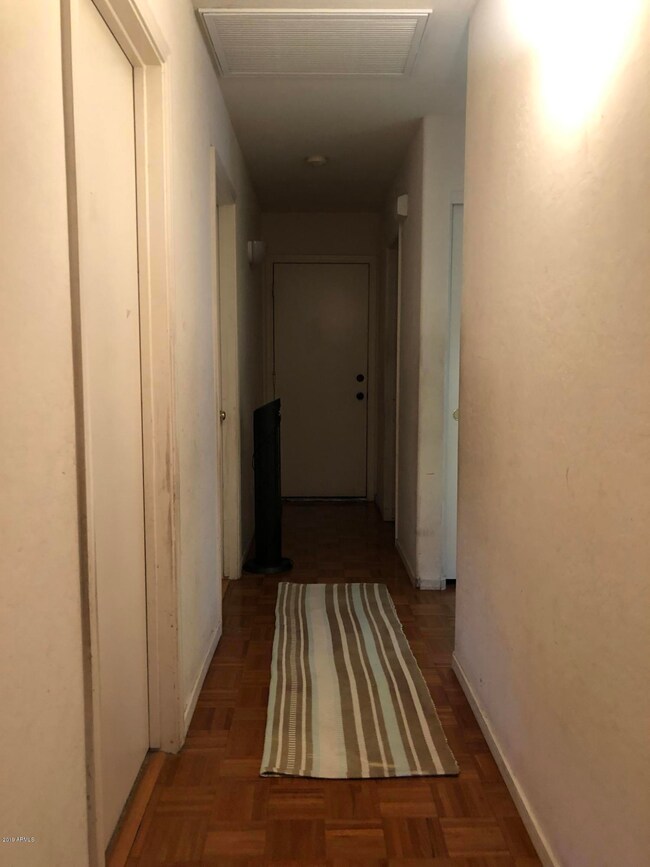 8F01D5A7-2626-43F1-87F2-232A2230A2F1