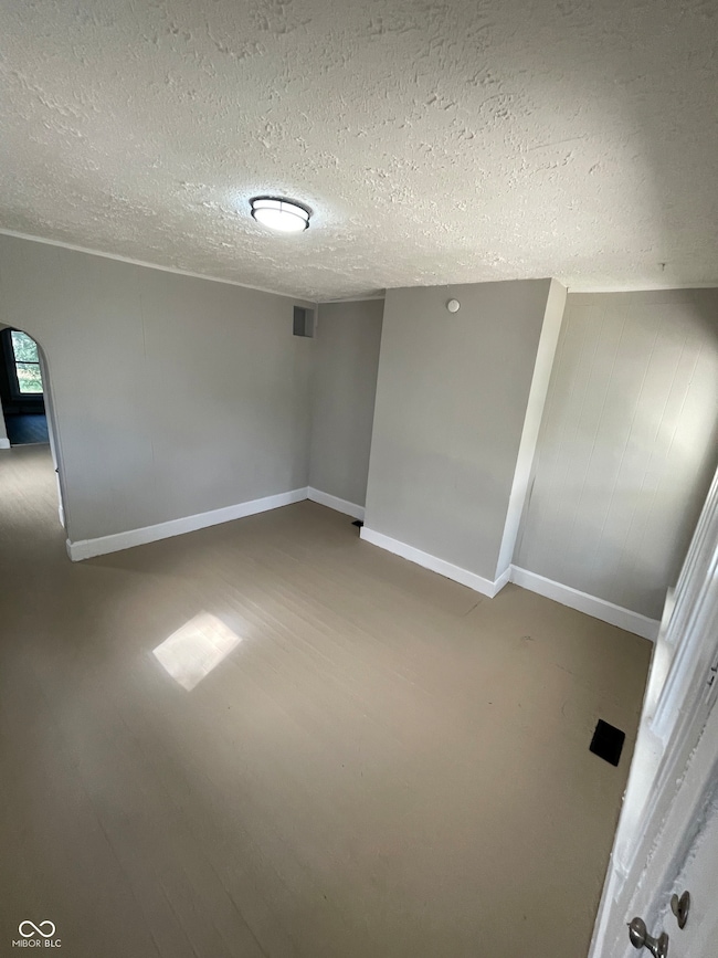 1005 Harlan St, Indianapolis, IN 46203 - photo 4