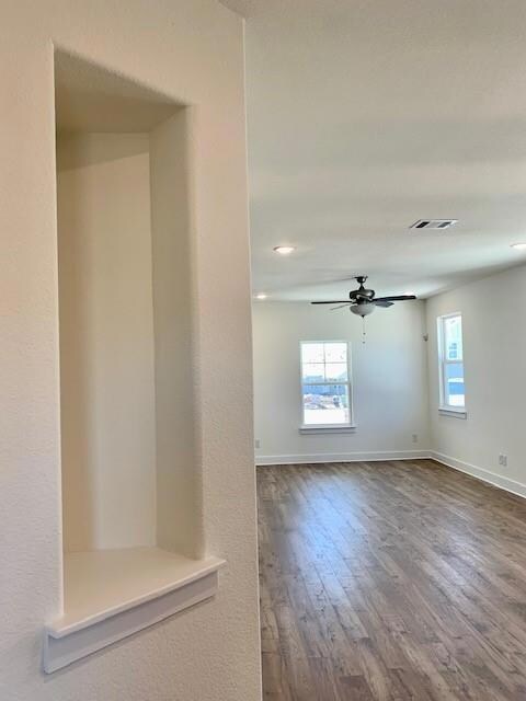 1371 Orange Blossom Ct, Gainesville, TX 76240 - photo 3