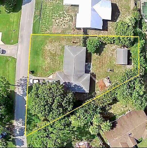 1566 Picasso St, Sebastian, FL 32958 - photo 2