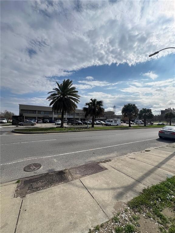 4664 Alcee Fortier Blvd unit 202, New Orleans, LA 70129 - photo 6