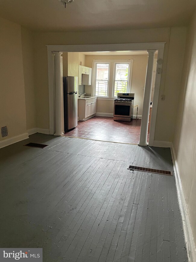 1822 N Milton Ave, Baltimore, MD 21213 - photo 5