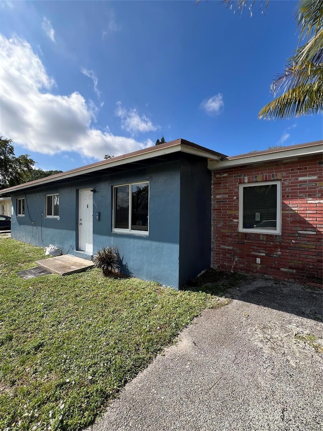 1641 NW 18th Ave, Fort Lauderdale, FL 33311 - photo 2