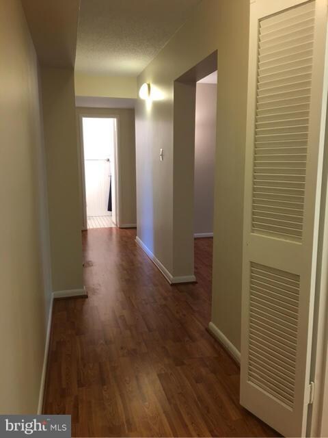 11650 Stoneview Square unit 1B, Reston, VA 20191 - photo 4