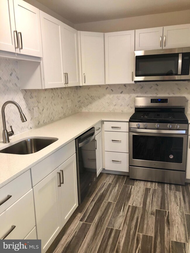 204 Cork Ln unit 102, Reisterstown, MD 21136 - photo 6