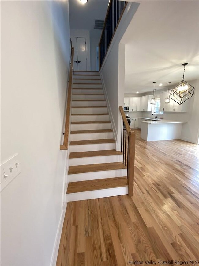 22 Maywood Rd, Newburgh, NY 12550 - photo 5