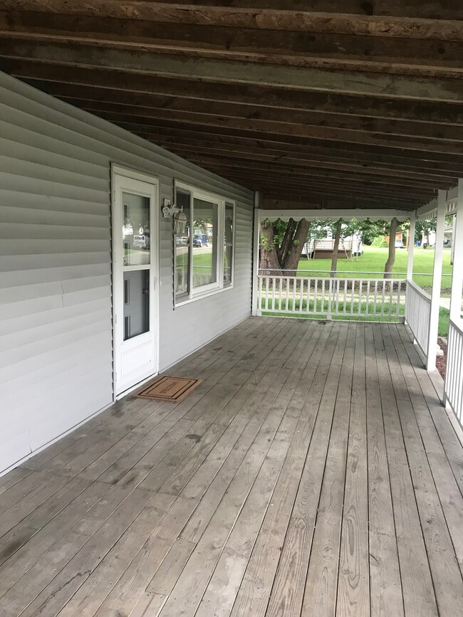 Amazing front porch