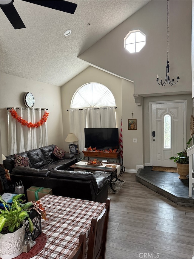 13584 Sutter Ct, Fontana, CA 92336 - photo 7