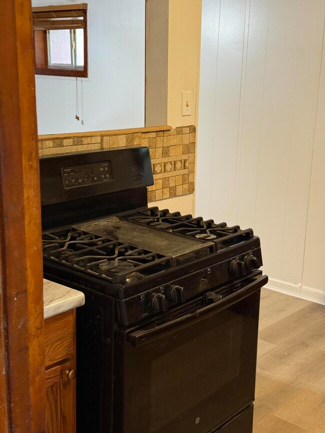 406 Cain Ave, Deridder, LA 70634 - photo 5