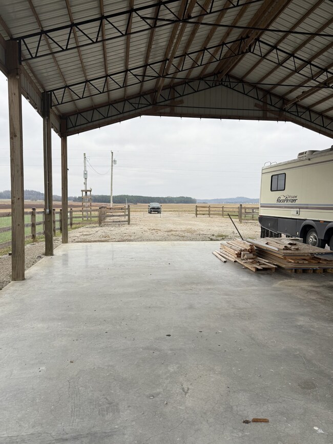 2571 Hardin Bottom River Rd, Clifton, TN 38425 - photo 6