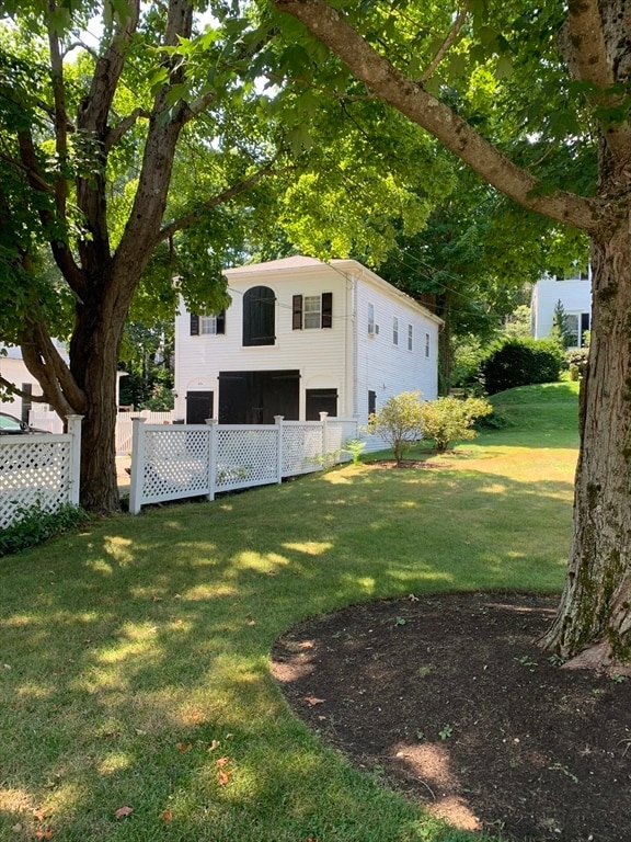 47 High St, Newburyport, MA 01950 - photo 2