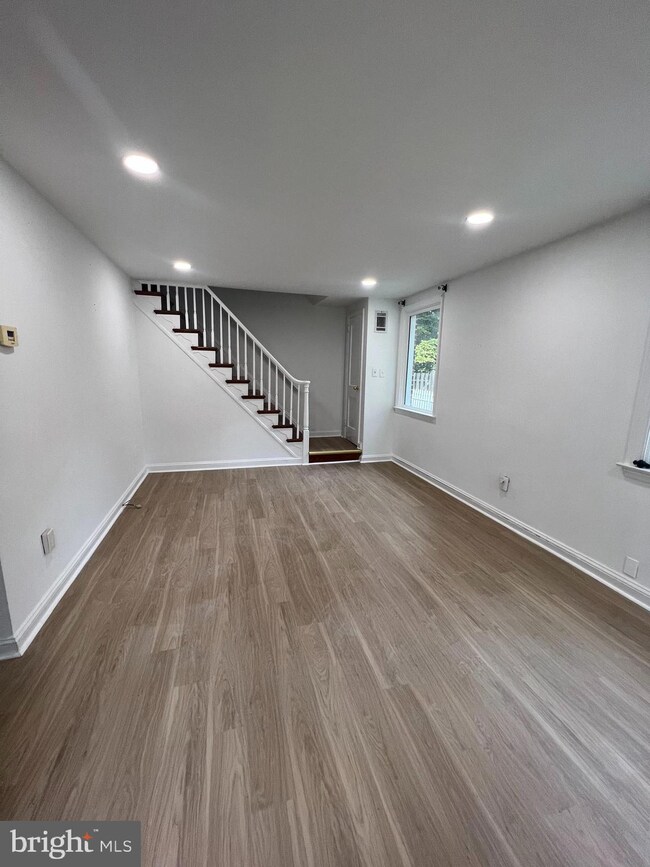 845 Delmont Dr, Wynnewood, PA 19096 - photo 7