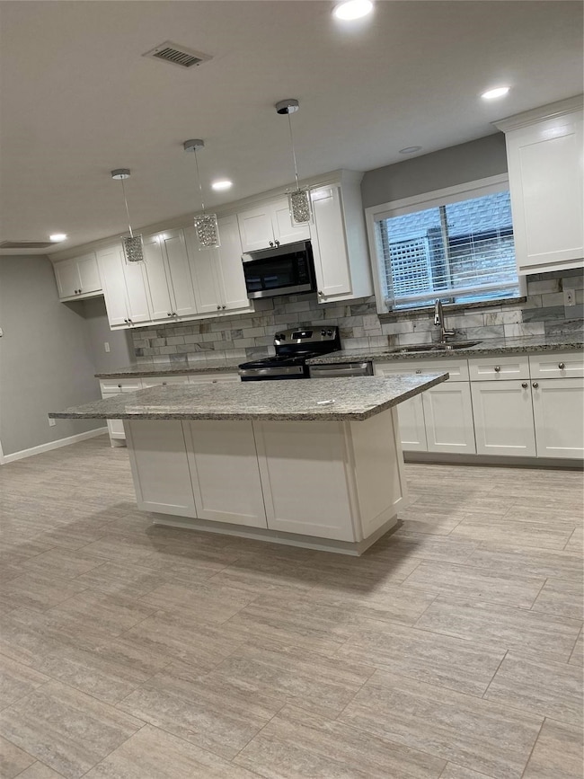 1622 Fall Valley Dr, Houston, TX 77077 - photo 3