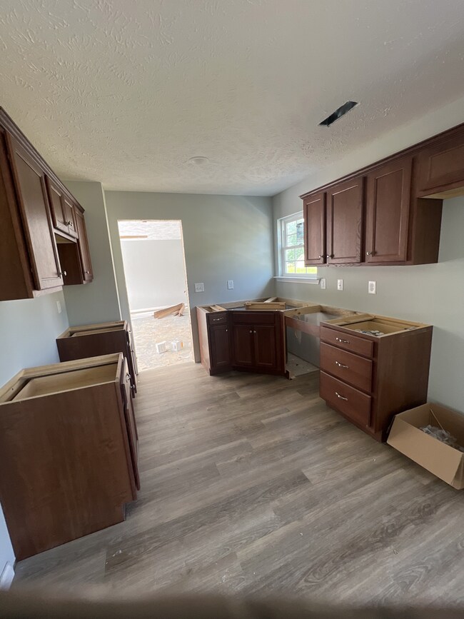 92 Timber Cir, Manchester, TN 37355 - photo 6