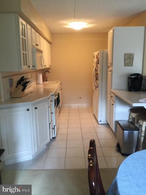 202 Summit Dr unit A, Bryn Mawr, PA 19010 - photo 6