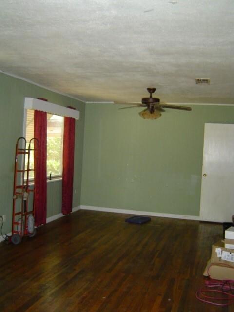 512 N Merrimac St, Weatherford, TX 76086 - photo 3