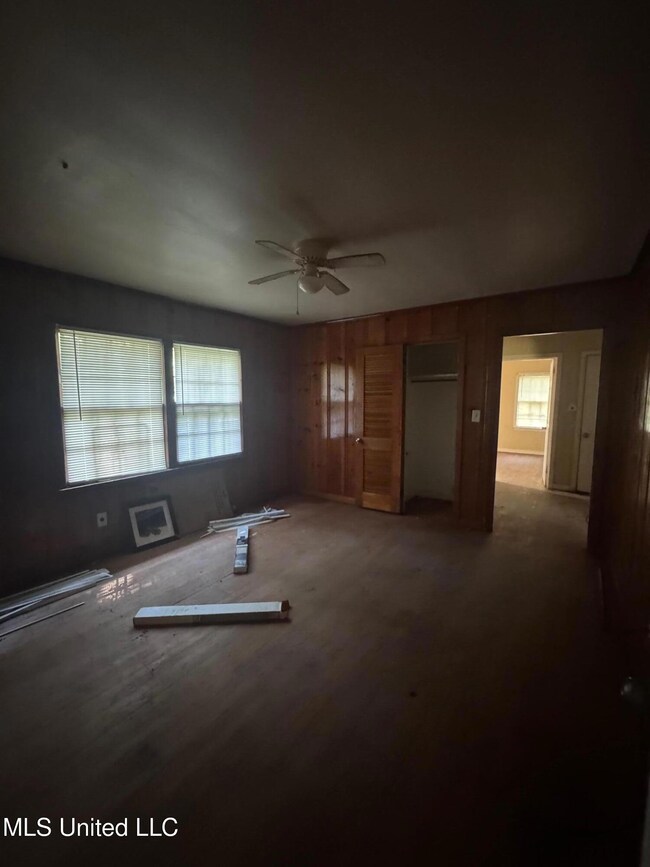 2870 Revere St, Jackson, MS 39212 - photo 7