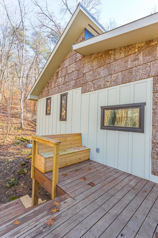40 Graham Cir HD -27