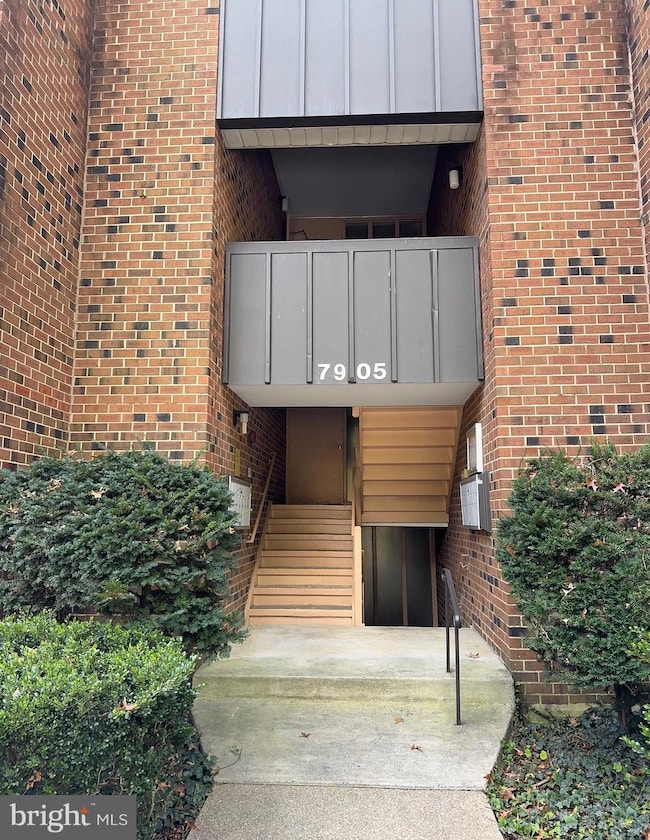 7905 Dassett Ct unit 304, Annandale, VA 22003 - photo 4