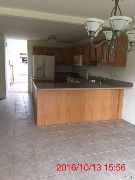 1016 Timberidge Ln, Allentown, PA 18106 - photo 7