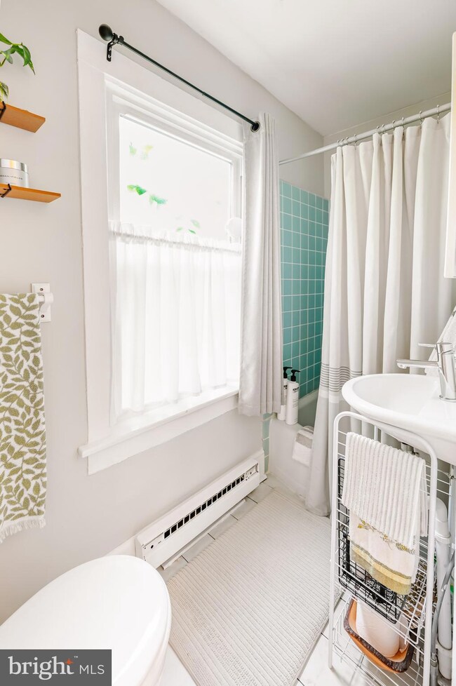 117 W Ashland St unit 1B, Doylestown, PA 18901 - photo 5