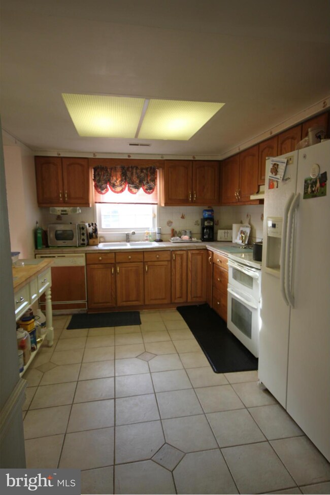 1912 Layton St, Crofton, MD 21114 - photo 5