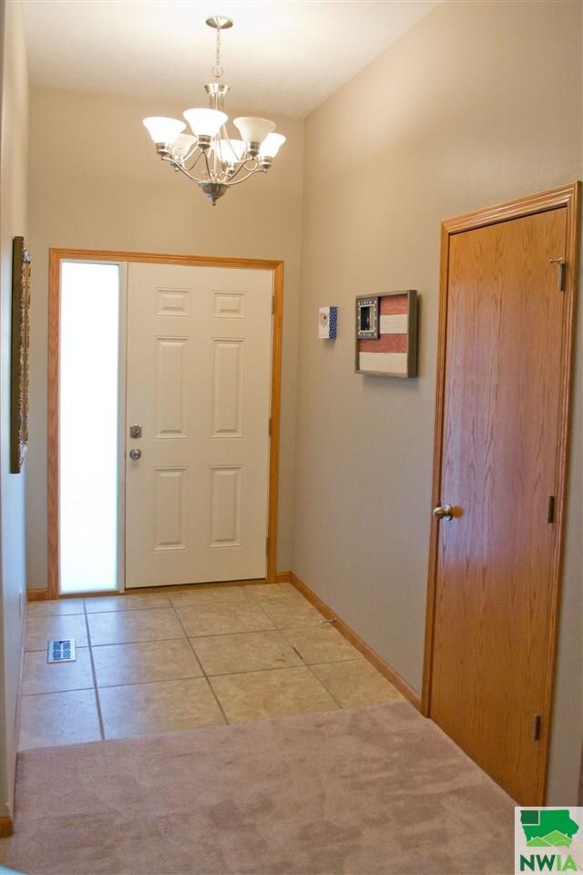 1303 Clairmont Cir, Sergeant Bluff, IA 51054 - photo 2