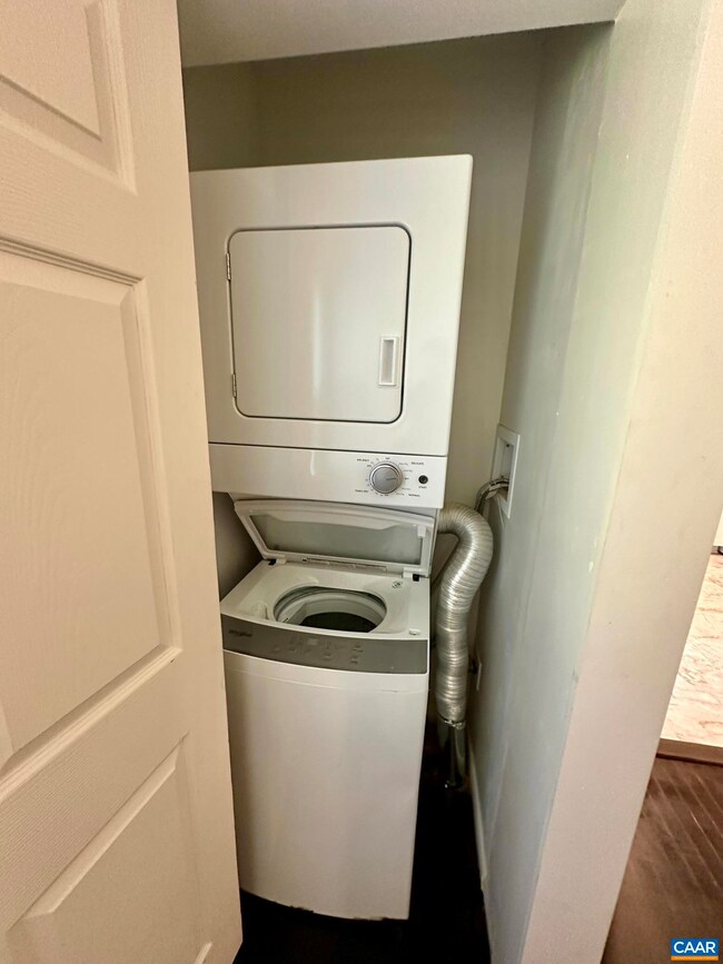 2218 Wayne Ave unit A and B, Charlottesville, VA 22901 - photo 7