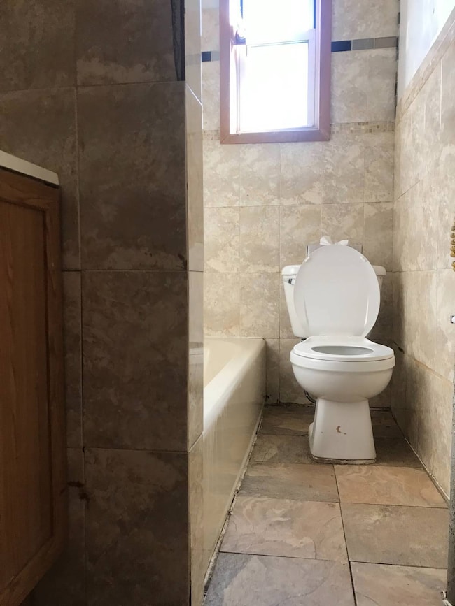 4125 52nd St, Flushing, NY 11377 - photo 4