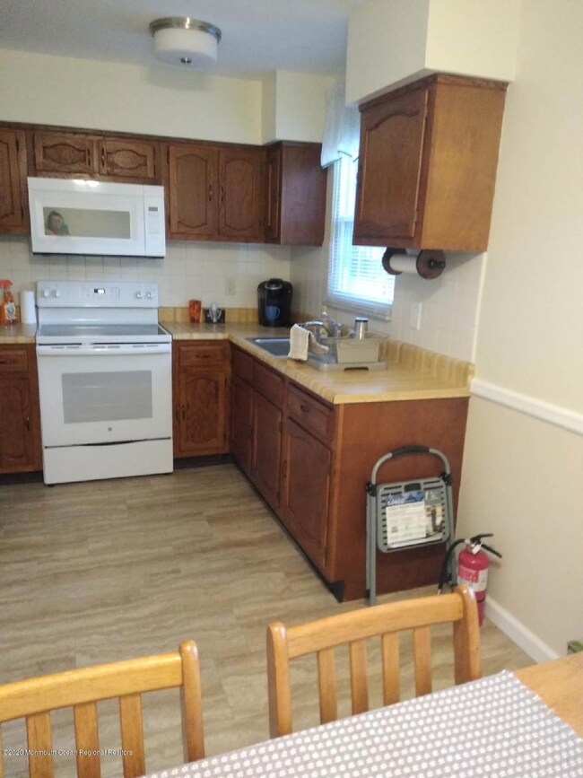 36B Sunset Rd, Whiting, NJ 08759 - photo 3