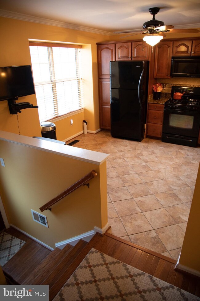 17414 Cosgrove Way, Dumfries, VA 22026 - photo 4