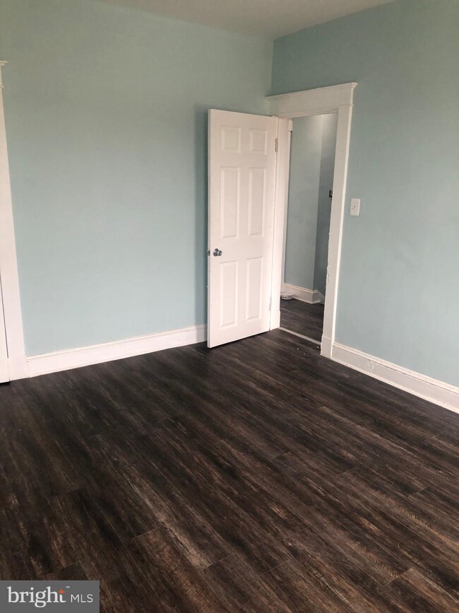 2907 Ridgewood Ave, Baltimore, MD 21215 - photo 3