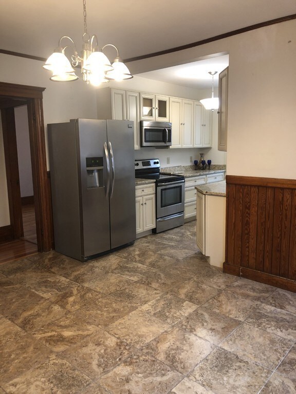 62 Leach St unit 1, Salem, MA 01970 - photo 4