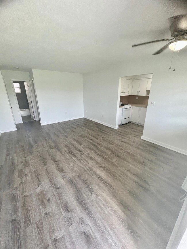 7624 Pembroke Rd unit A, Miramar, FL 33023 - photo 5